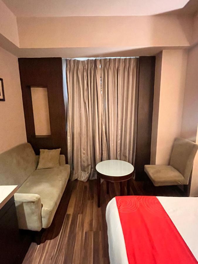Krios Hotel Ahmedabad Exterior photo