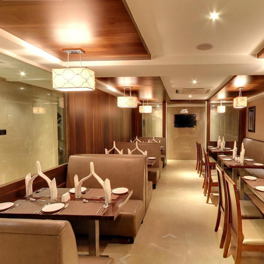Krios Hotel - Near Sg Highway, Ahmedabad Exterior photo