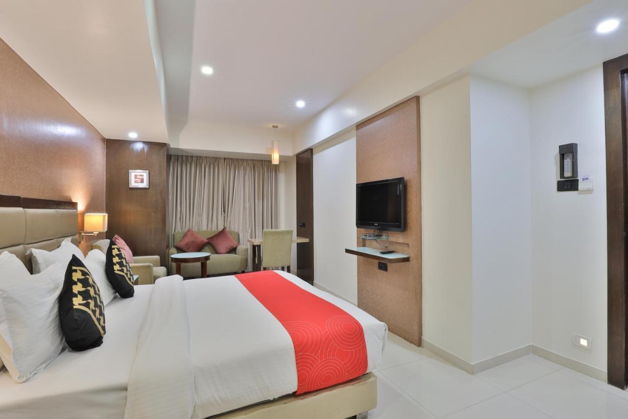 Krios Hotel Ahmedabad Exterior photo