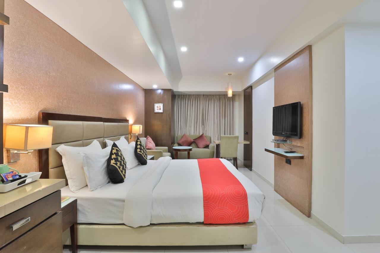 Krios Hotel Ahmedabad Exterior photo
